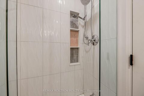 Photo 27 at B - 187 Sherwood Avenue, Mount Pleasant East, Toronto