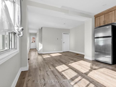 Photo 4 at 11 Rowntree Avenue, Pellam Park, Toronto