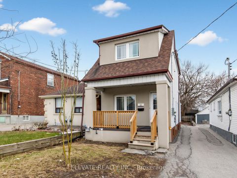 Photo 24 at 11 Rowntree Avenue, Pellam Park, Toronto