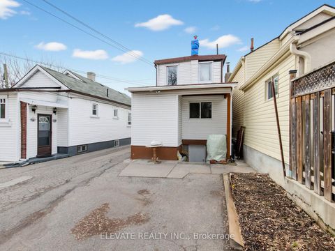 Photo 28 at 11 Rowntree Avenue, Pellam Park, Toronto