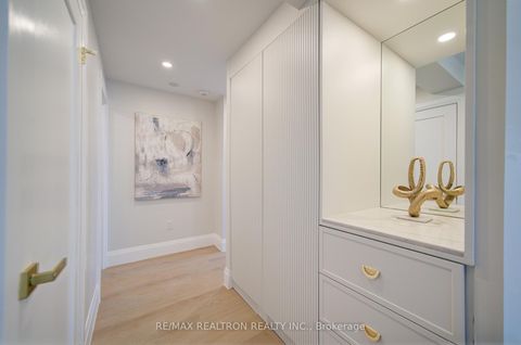 Photo 6 at 1103 - 7420 Bathurst Street, Brownridge, Vaughan