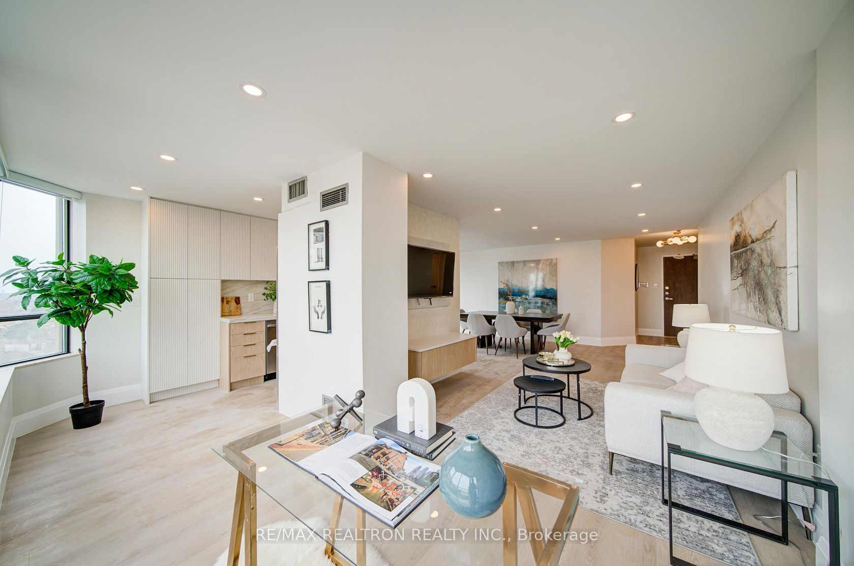 1103 - 7420 Bathurst Street, Brownridge, Vaughan 