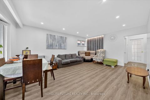 Photo 5 at 21 Aspendale Drive, Bendale, Toronto