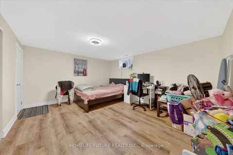 Photo 22 at 21 Aspendale Drive, Bendale, Toronto