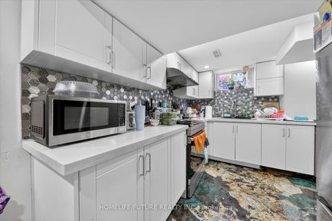 Photo 28 at 21 Aspendale Drive, Bendale, Toronto