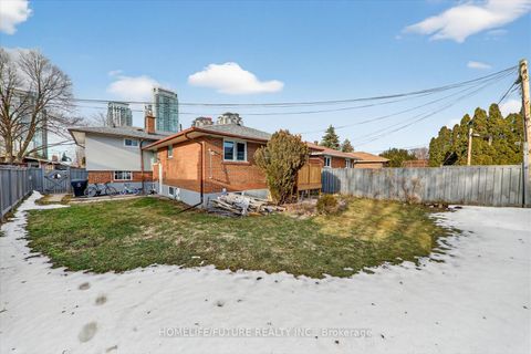Photo 33 at 21 Aspendale Drive, Bendale, Toronto