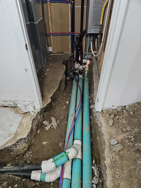 Photo 36 at 21 Aspendale Drive, Bendale, Toronto