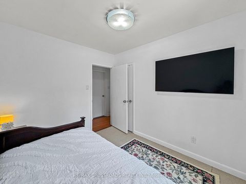 Photo 16 at 46 Ronway Crescent, Woburn, Toronto