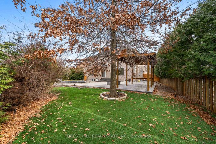 Photo 31 at 12 Fisico Court, Doncrest, Richmond Hill