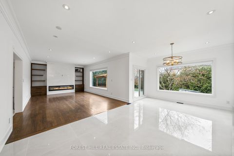 Photo 7 at 12 Fisico Court, Doncrest, Richmond Hill