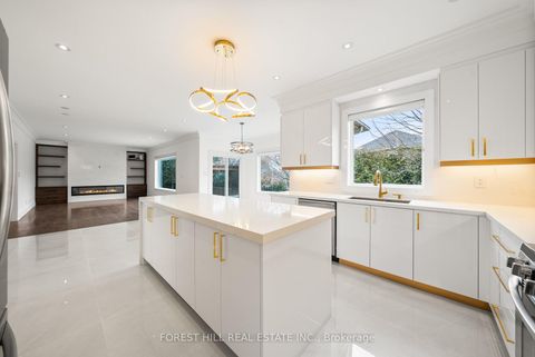 Photo 10 at 12 Fisico Court, Doncrest, Richmond Hill