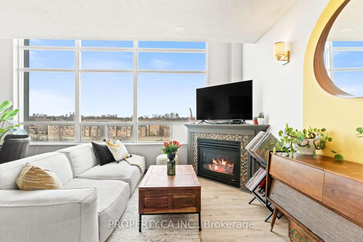 Photo 3 at 421 - 200 Manitoba Street, Mimico, Toronto