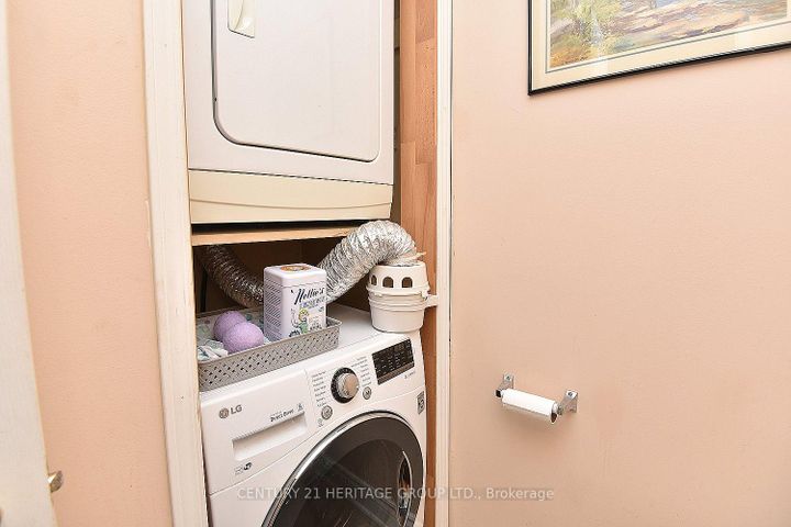 Photo 35 at 1022 Willowdale Avenue, Newtonbrook East, Toronto