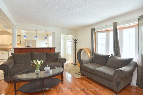 Photo 7 at 1022 Willowdale Avenue, Newtonbrook East, Toronto