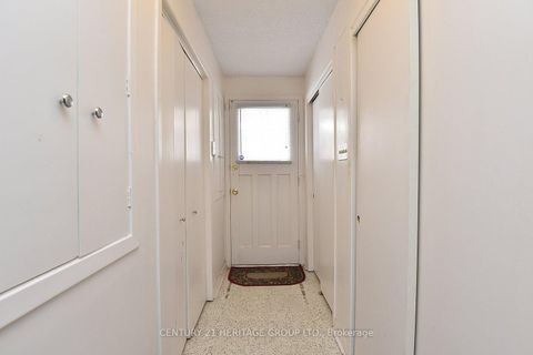 Photo 36 at 1022 Willowdale Avenue, Newtonbrook East, Toronto
