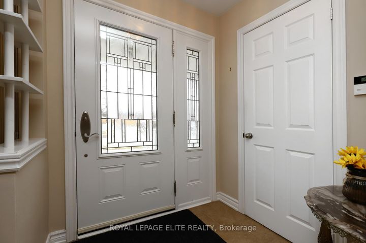 Photo 3 at 86 Melbert Road, West Deane, Toronto