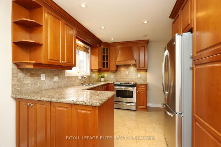 Photo 12 at 86 Melbert Road, West Deane, Toronto