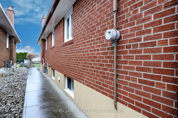 Photo 40 at 86 Melbert Road, West Deane, Toronto