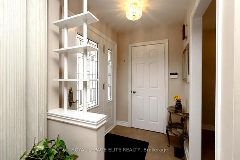 Photo 4 at 86 Melbert Road, West Deane, Toronto