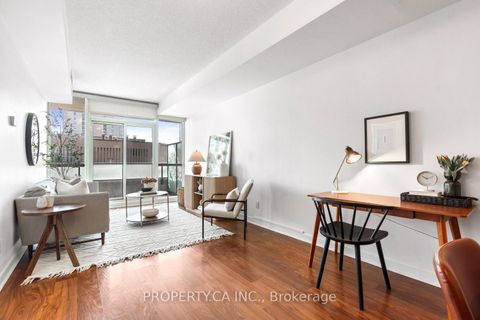 Photo 1 at 414 - 33 Bay Street, Waterfront Communities C1, Toronto