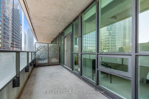 Photo 15 at 414 - 33 Bay Street, Waterfront Communities C1, Toronto