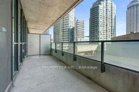 Photo 16 at 414 - 33 Bay Street, Waterfront Communities C1, Toronto