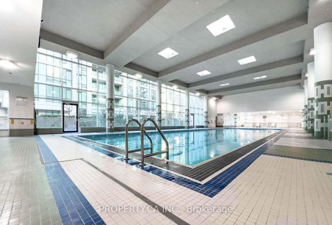 Photo 24 at 414 - 33 Bay Street, Waterfront Communities C1, Toronto