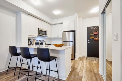 Photo 4 at 105 - 50 Lakebreeze Drive, Newcastle, Clarington