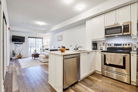 Photo 7 at 105 - 50 Lakebreeze Drive, Newcastle, Clarington