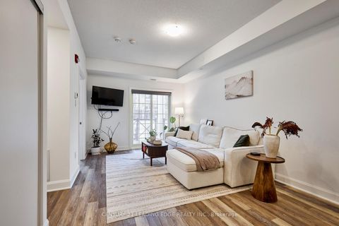 Photo 10 at 105 - 50 Lakebreeze Drive, Newcastle, Clarington