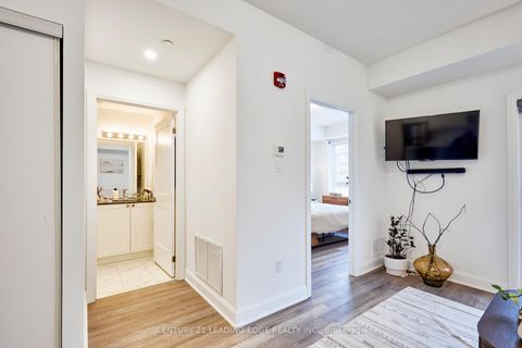 Photo 15 at 105 - 50 Lakebreeze Drive, Newcastle, Clarington