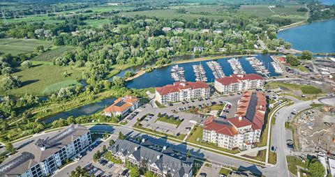 Photo 49 at 105 - 50 Lakebreeze Drive, Newcastle, Clarington