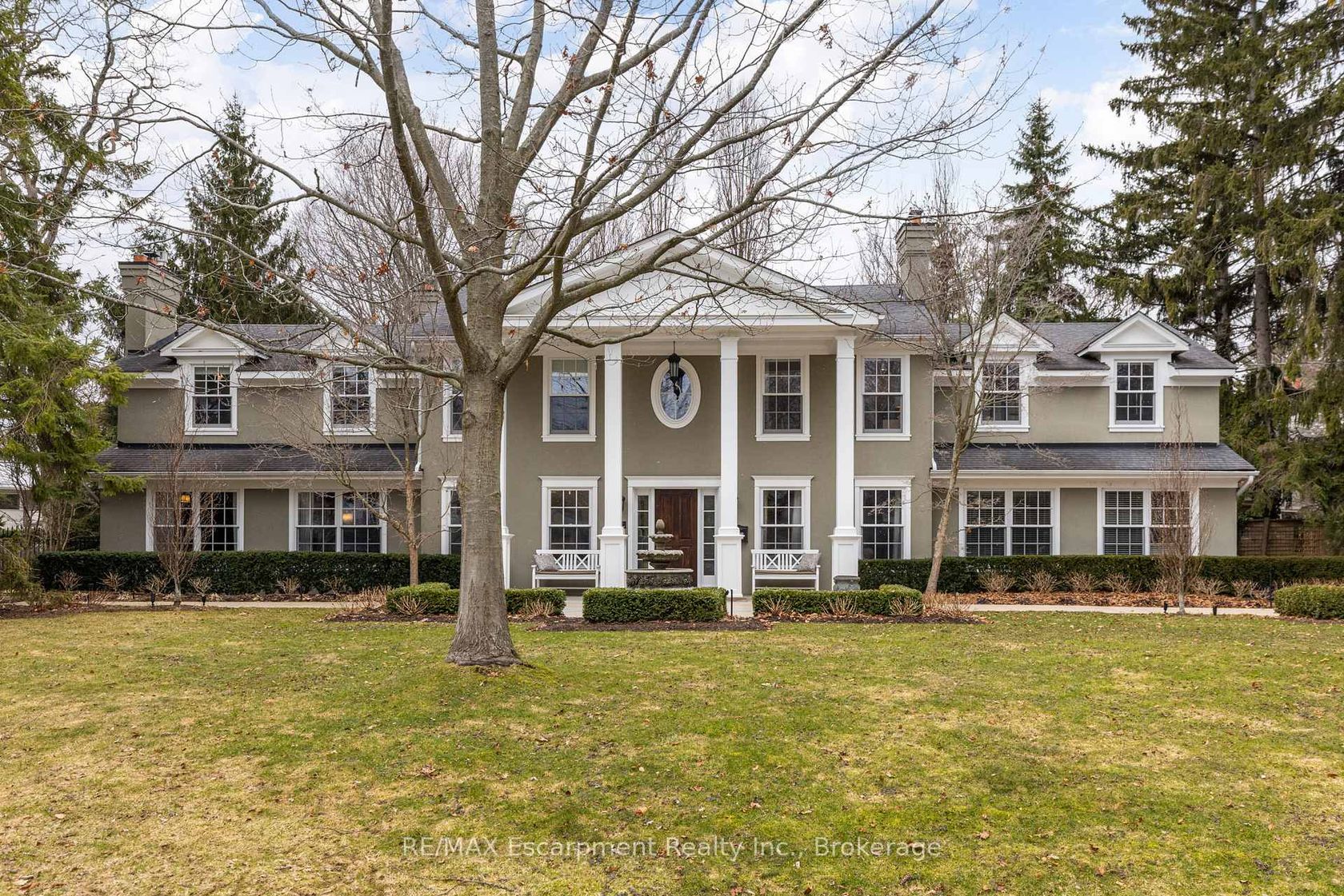 146 Abbey Court, MO Morrison, Oakville 