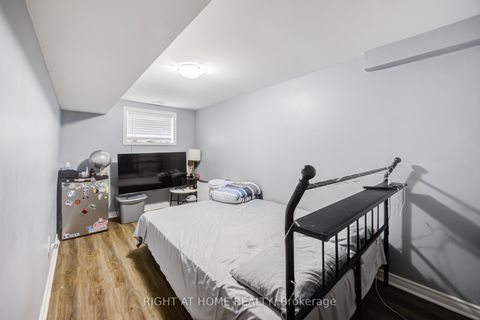 Photo 23 at 519 Rogers Road, Eglinton West, Toronto