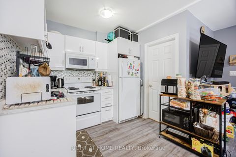 Photo 34 at 519 Rogers Road, Eglinton West, Toronto