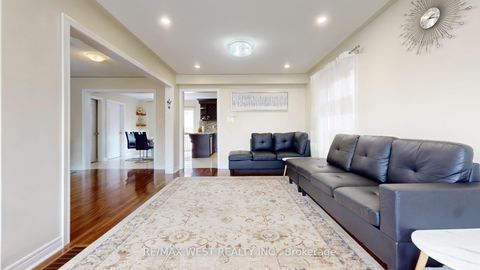 Photo 6 at 247 Knapton Drive, Woodland Hill, Newmarket