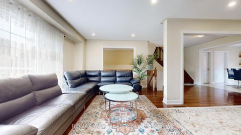 Photo 8 at 247 Knapton Drive, Woodland Hill, Newmarket