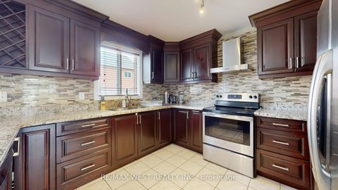 Photo 10 at 247 Knapton Drive, Woodland Hill, Newmarket