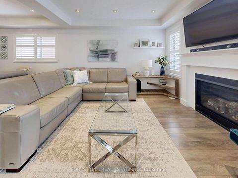 Photo 3 at 55 Stocks Lane, Rural Aurora, Aurora