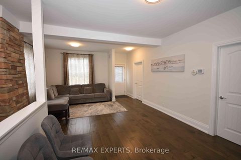 Photo 5 at 106 Centre Street, Schomberg, King