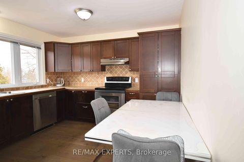 Photo 15 at 106 Centre Street, Schomberg, King