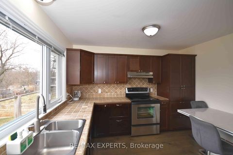 Photo 16 at 106 Centre Street, Schomberg, King