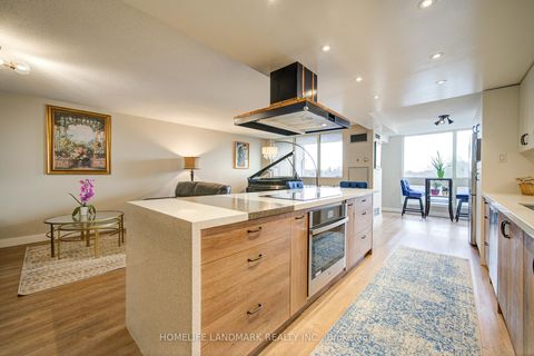 Photo 4 at 608 - 5 Kenneth Avenue, Willowdale East, Toronto