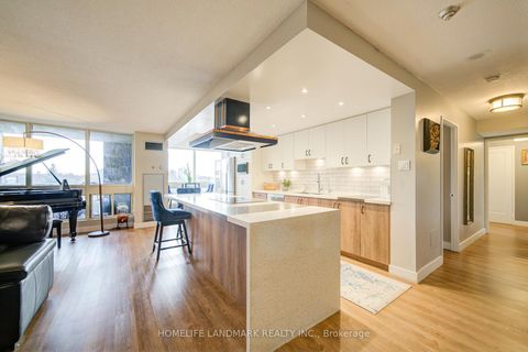 Photo 7 at 608 - 5 Kenneth Avenue, Willowdale East, Toronto