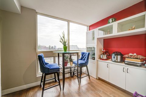 Photo 8 at 608 - 5 Kenneth Avenue, Willowdale East, Toronto