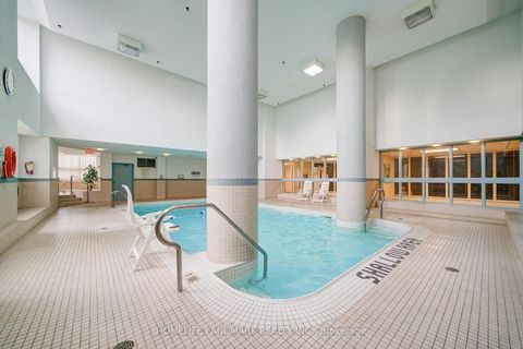 Photo 31 at 608 - 5 Kenneth Avenue, Willowdale East, Toronto