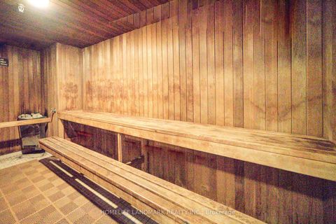 Photo 33 at 608 - 5 Kenneth Avenue, Willowdale East, Toronto