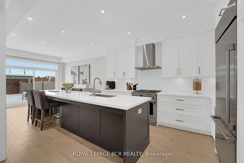 Photo 1 at 32 Tatton Court, King City, King