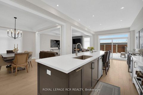 Photo 2 at 32 Tatton Court, King City, King