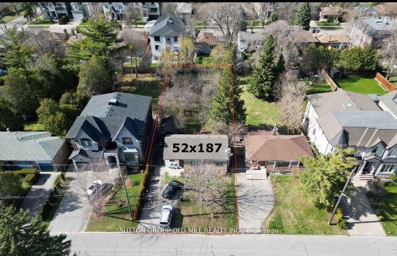 96 Caines Avenue, Newtonbrook West, Toronto by Loree Meneguzzi Real Estate 96 Caines Avenue, Newtonbrook West, Toronto